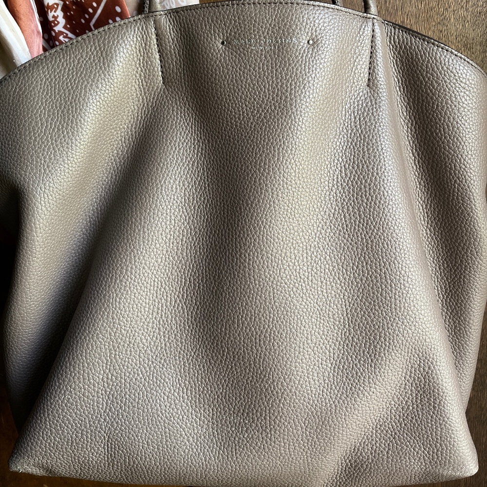 Marc Jacobs Leather Tote Bag-Taupe-Gently Used